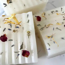 Load image into Gallery viewer, Feminine Wash with Apple Cider Vinegar Yoni Soap