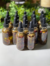 Load image into Gallery viewer, Moisturizing Yoni Oil
